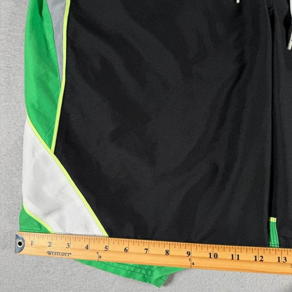 Nike Mens XL Swim Trunks Black Green Colorblock Board Shorts TESS0242 Logo